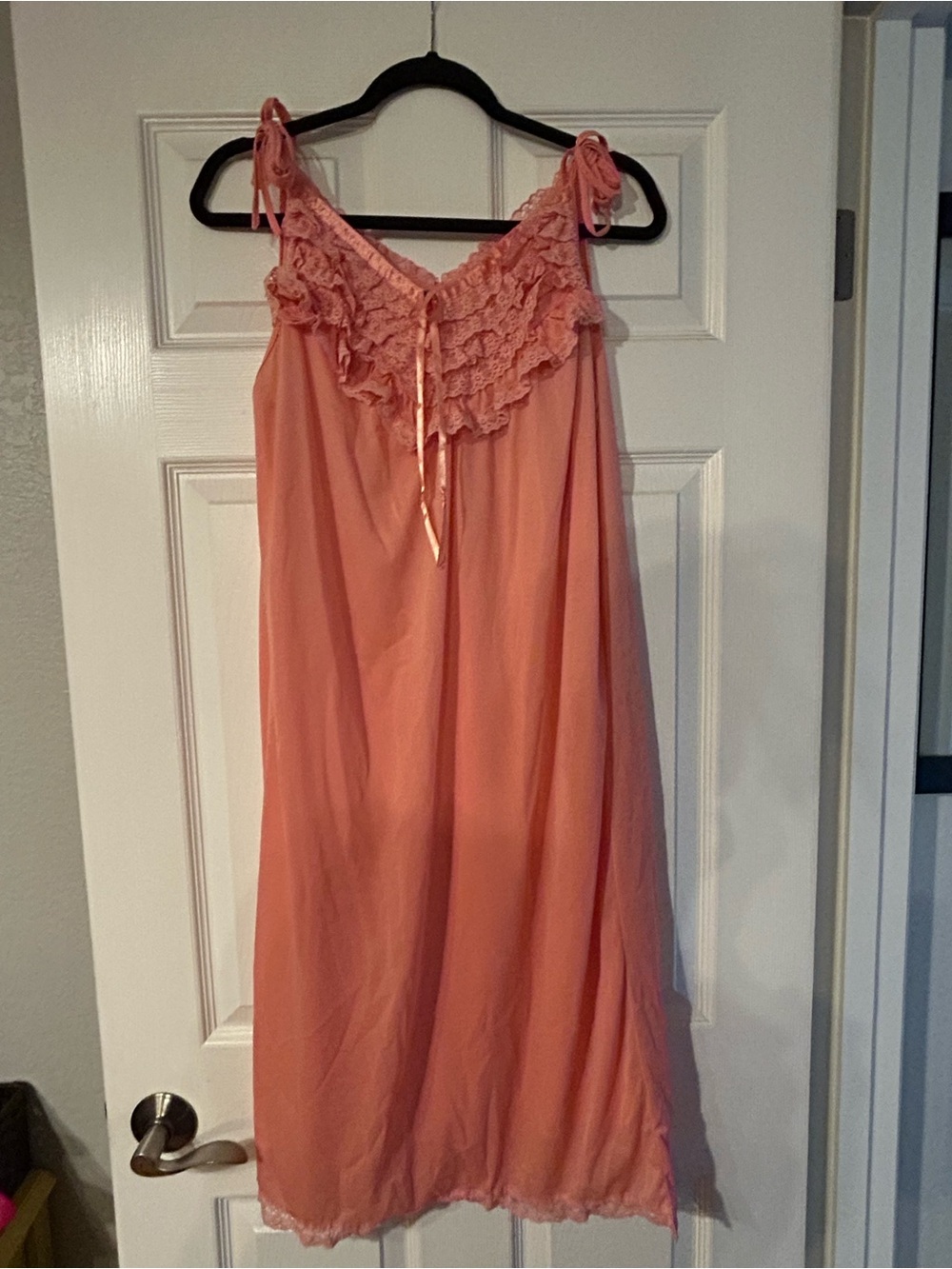 Vintage Women's Lace-Trim Sleep Chemise - Coral Pink